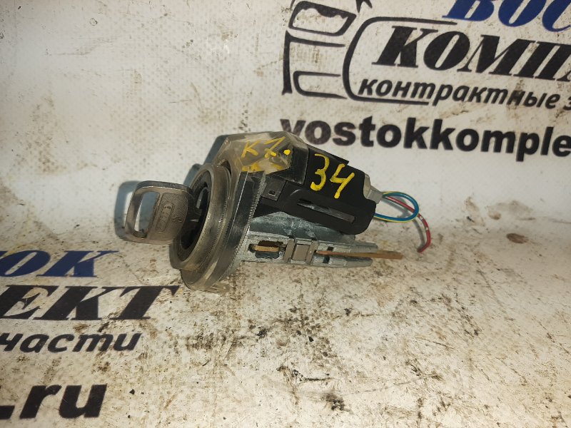Замок зажигания Toyota Voxy 2002 AZR60 1AZ-FSE