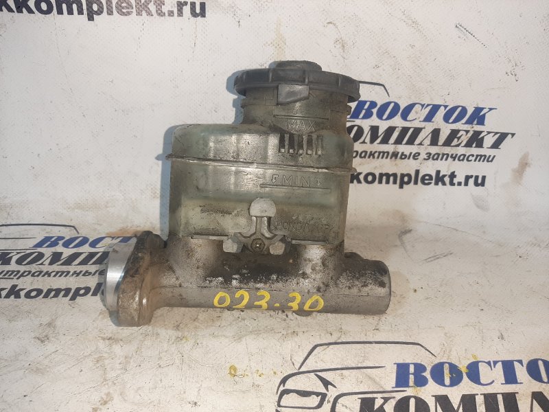 Главный тормозной цилиндр Honda Odyssey 2002 RA6 F23A