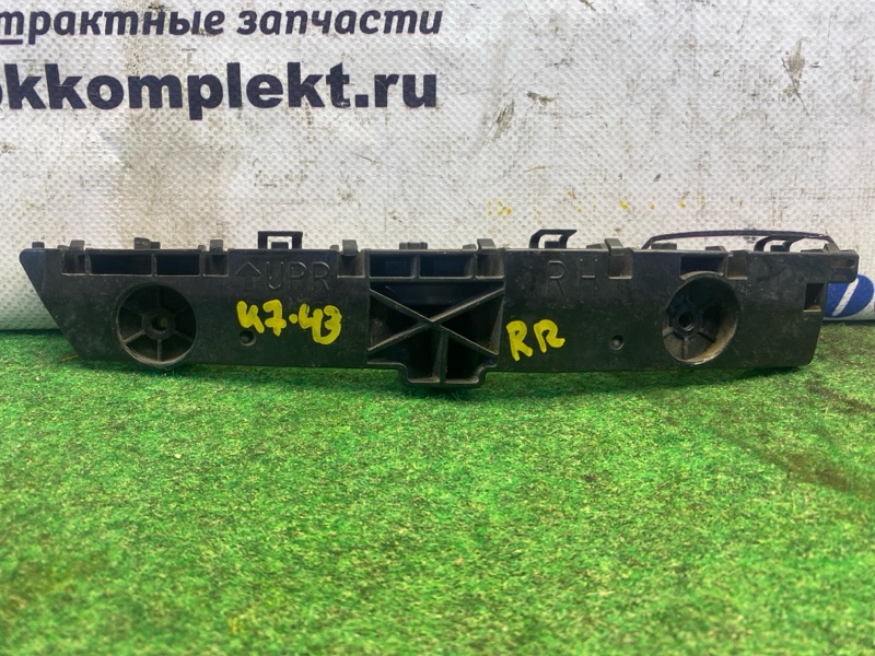 Клипса бампера Nissan Note E12 HR12DE зад прав