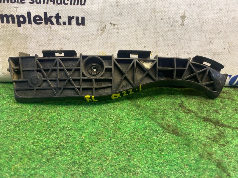 Клипса бампера Toyota Porte 2010 NNP10 2NZ-FE зад лев