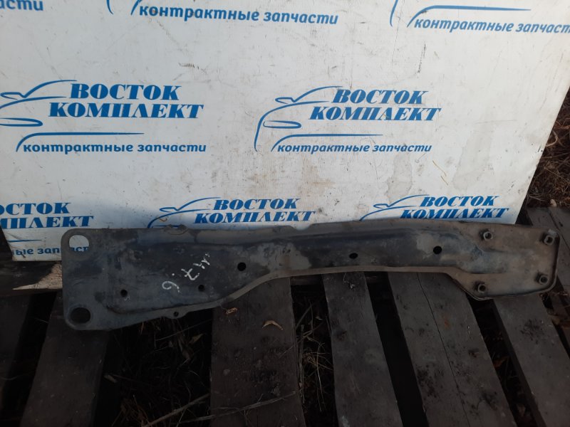 Балка продольная Nissan X-Trail NT30 QR20DE