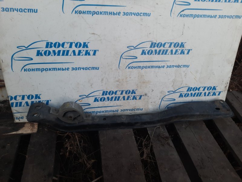 Балка продольная Nissan March K11 CG10DE