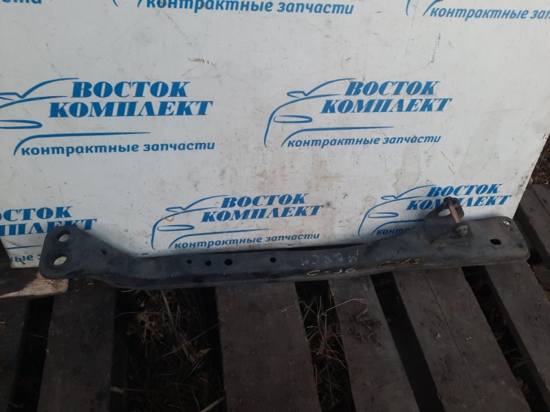 Балка продольная Nissan March K11 CG10DE