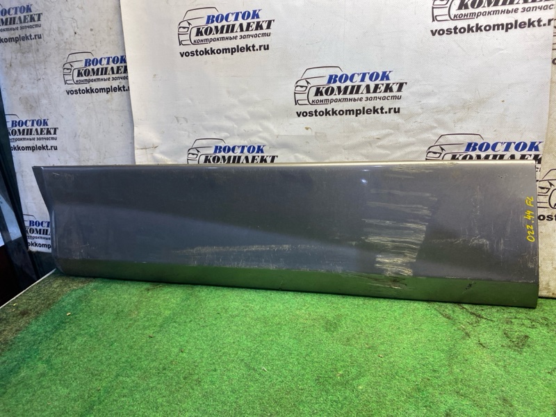 Накладка двери Toyota Voxy 2004 AZR60G 1AZ-FSE перед лев