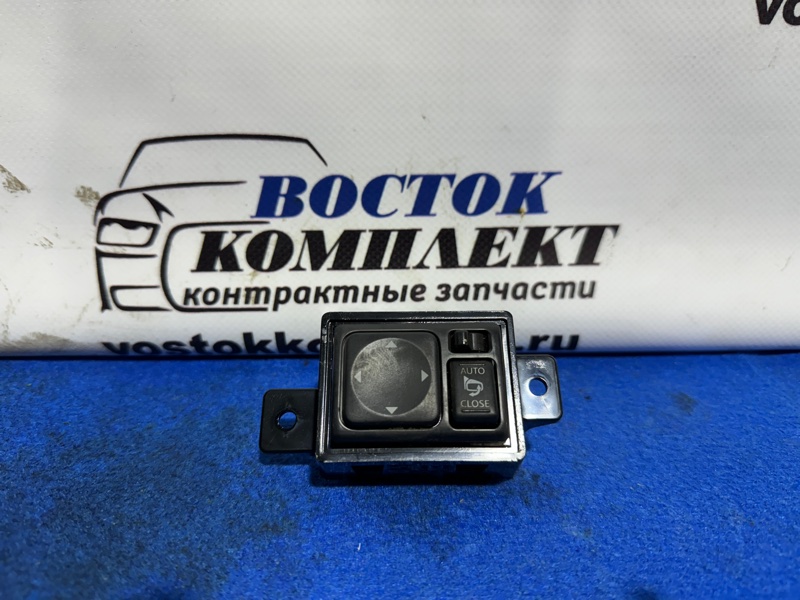 Блок управления зеркалами Nissan March NK13 HR12DE