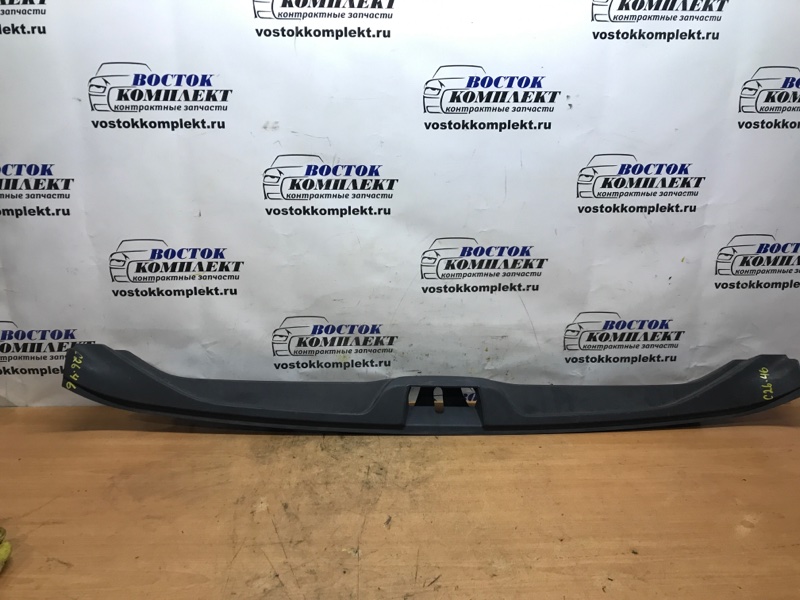 Накладка багажника Volvo V70 YK1BW985 B63245