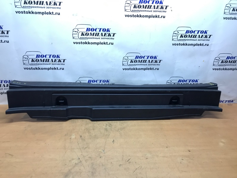 Накладка багажника Honda Stream RN7 R18A