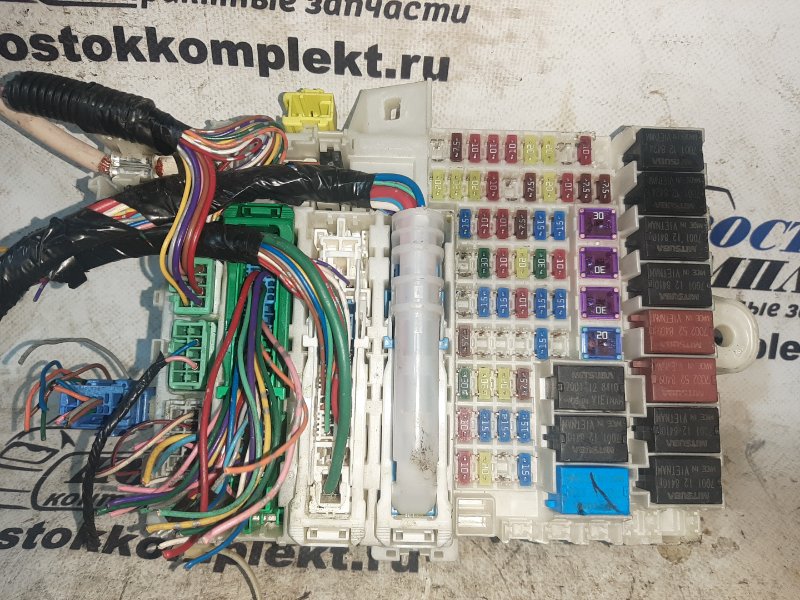 Блок предохранителей Honda Fit GE8 L15A