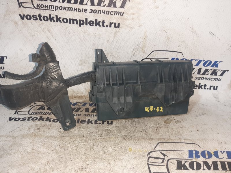 Блок предохранителей Nissan Elgrand ALWE50 VG33E