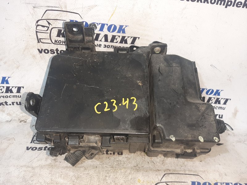Блок предохранителей Nissan Serena 2010 CNC25 MR20DE