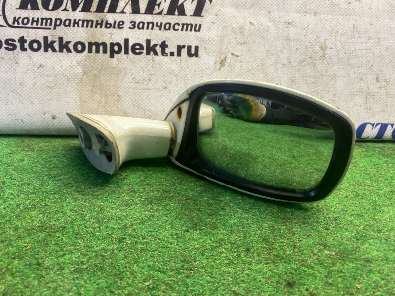 Зеркало на крыло Toyota Noah AZR60 1AZ-FSE перед лев