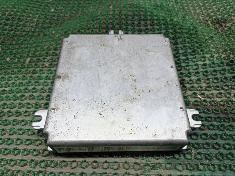 Блок управления ДВС Honda Fit 2006 GD4 L15A