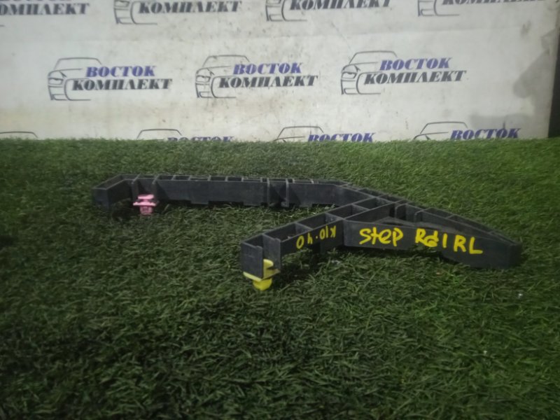 Клипса бампера Honda Stepwgn 2006 RG1 K20A зад лев