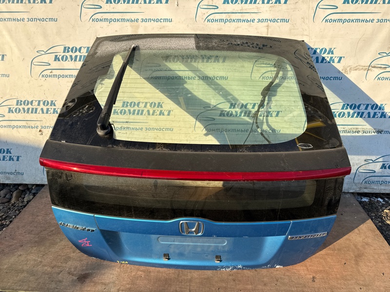Дверь задняя багажника Honda Insight 2009 ZE2 LDA