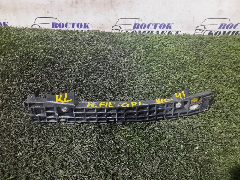 Клипса бампера Honda Fit 2011 GP1 LDA зад лев