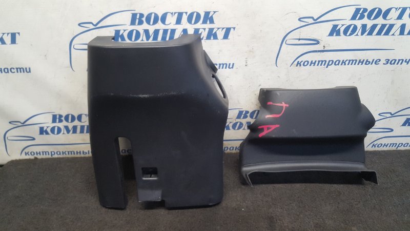 Кожух рулевой колонки Mazda Demio DE3AS ZJ-VE