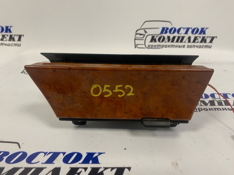 Пепельница Toyota Premio ZZT240 1ZZ-FE