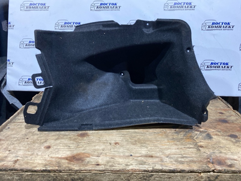 Обшивка багажника Honda Civic FD3 LDA-MF5 прав