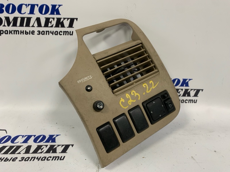 Дефлектор Nissan Cube BGZ11 CR14DE