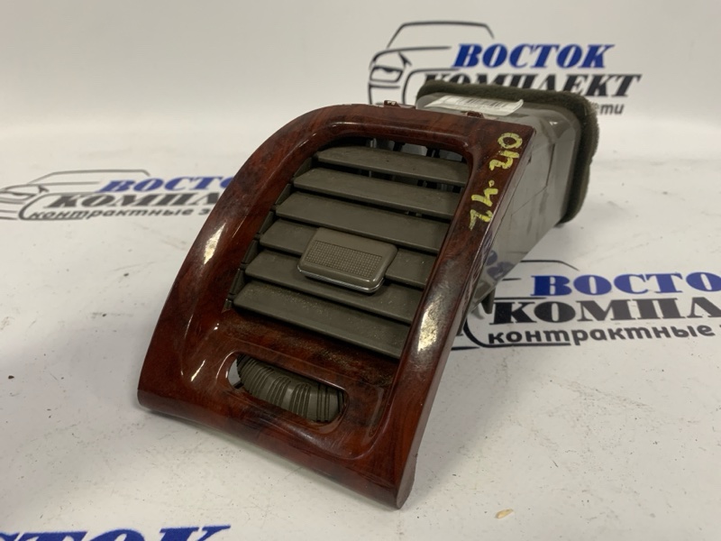 Дефлектор Nissan Serena C26 MR20DD прав