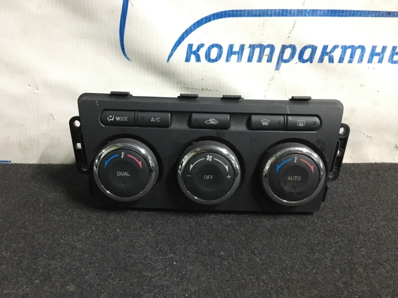 Блок управления климат-контролем Mazda Atenza GH5FW L5-VE
