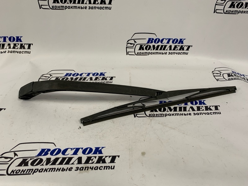 Щетка стеклоочистителя Toyota Passo KGC10 1KR-FE зад