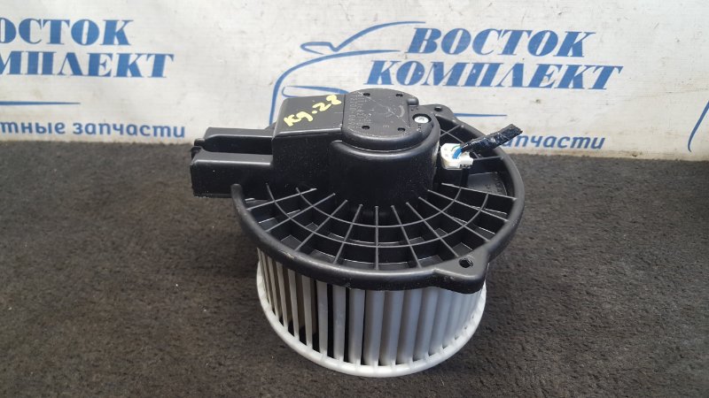 Вентилятор печки Mazda Atenza GH5FW L5-VE