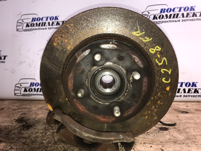 Ступица Mazda Familia VZNY12 HR16DE перед прав