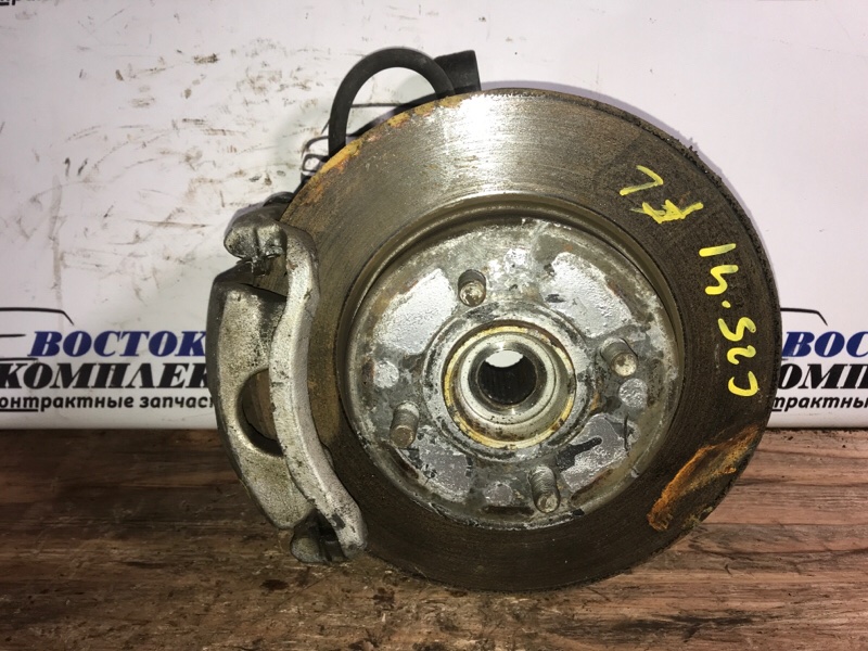 Ступица Nissan Cube 2003 BGZ11 CR14DE перед лев