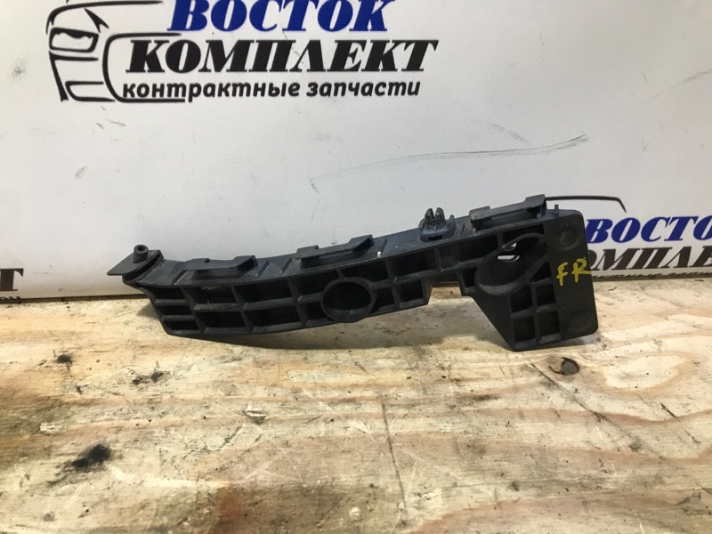 Клипса бампера Suzuki Solio MA15S K12B перед прав