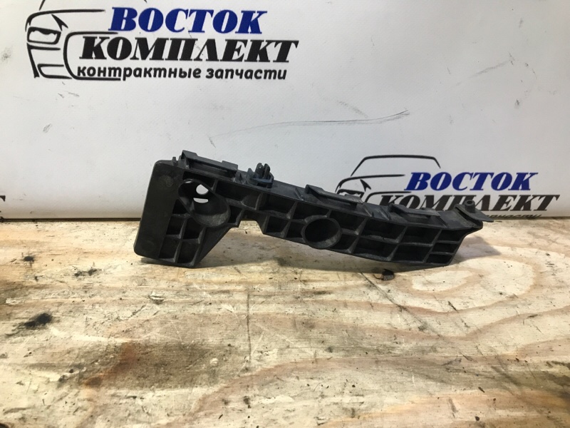 Клипса бампера Suzuki Solio MA15S K12B перед лев