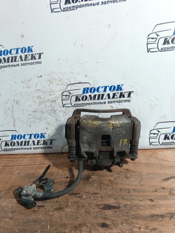 Суппорт Honda Mobilio Spike GK1 L15A перед прав