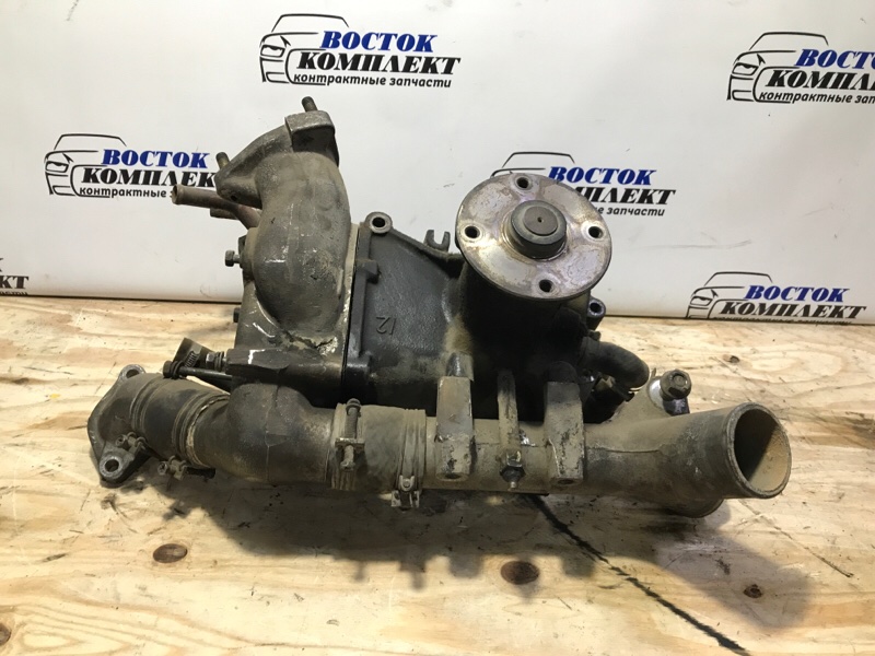 Помпа Isuzu Giga  8PD1