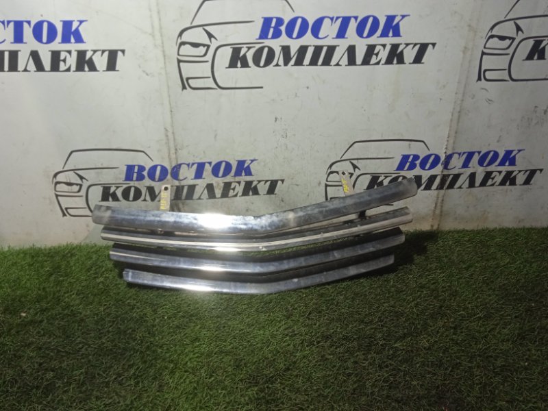 Решетка радиатора Honda Legend 2006 KB1 J35A