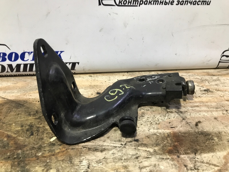 Ролик двери Honda Stepwgn RF1 B20B зад лев