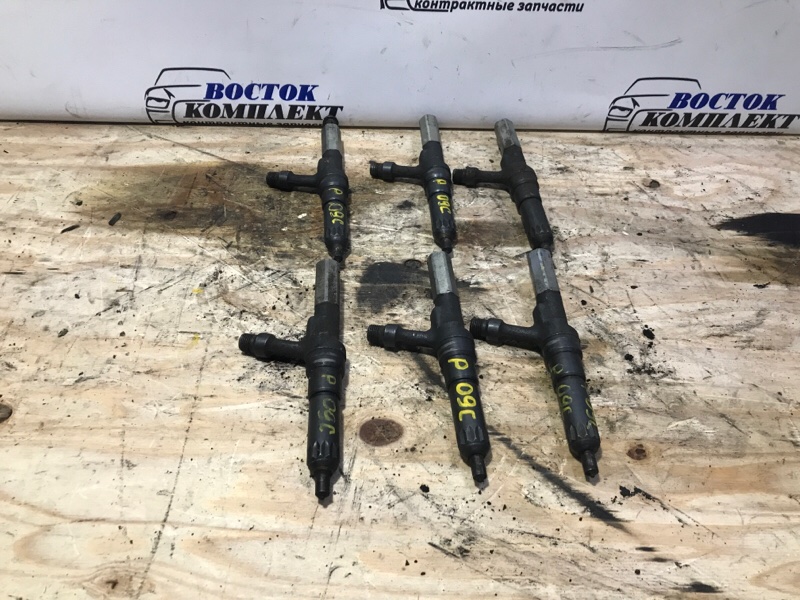 Форсунка топливная Hino Profia 1992 P09C