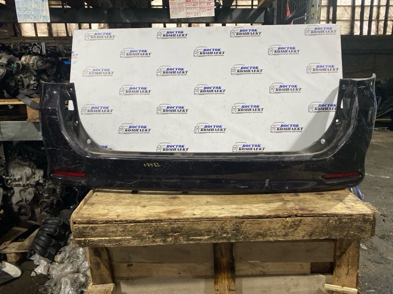 Бампер Toyota Voxy 2010 ZRR70W 3ZR-FAE зад