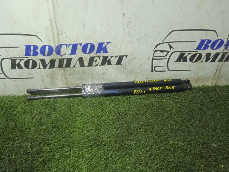 Амортизатор багажника Honda Stepwgn 2010 RK5 R20A