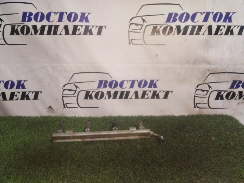 Форсунка топливная Nissan Serena 2007 CC25 MR20DE