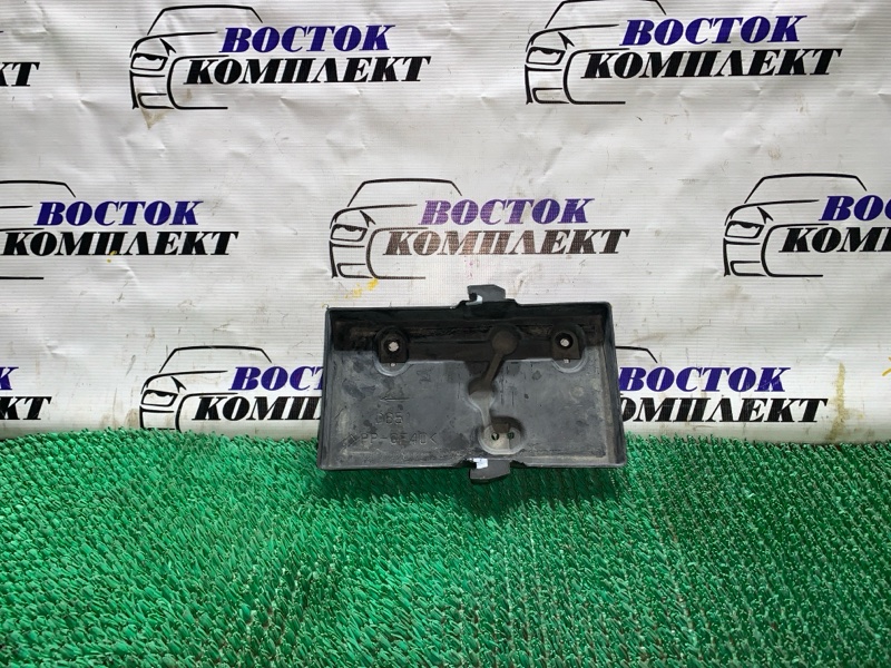 Подставка под аккумулятор Mazda Demio DE3FS ZJ-VE