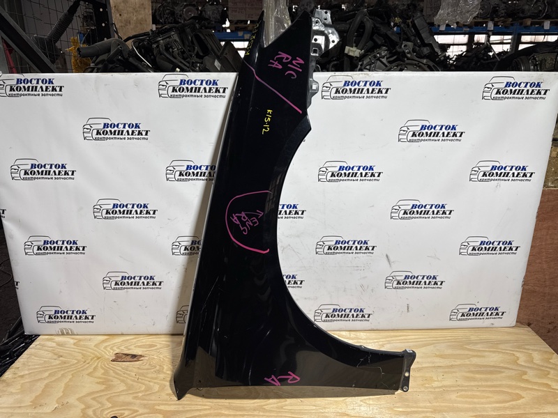 Крыло Subaru Legacy BL5 EJ204 перед прав