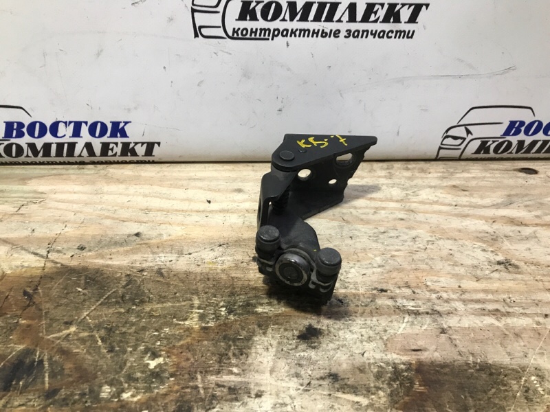 Ролик двери Honda Stepwgn RK5 R20A зад прав