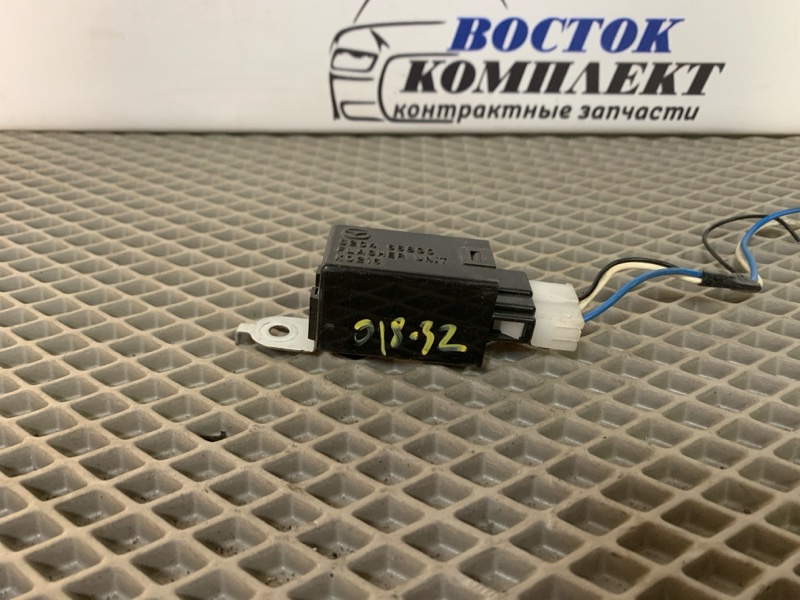 Реле Nissan Vanette SK82MN F8