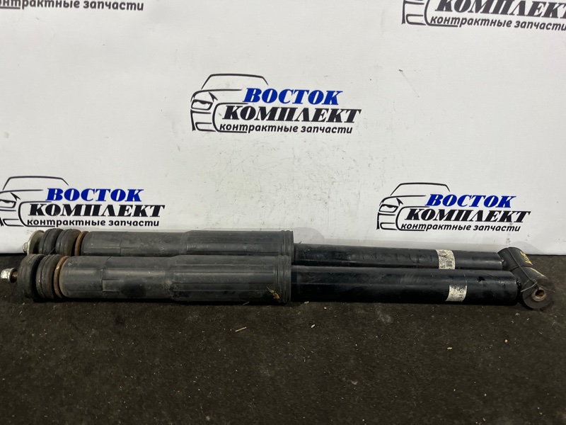 Амортизатор подвески Honda Freed 2008 GB3 L15A зад