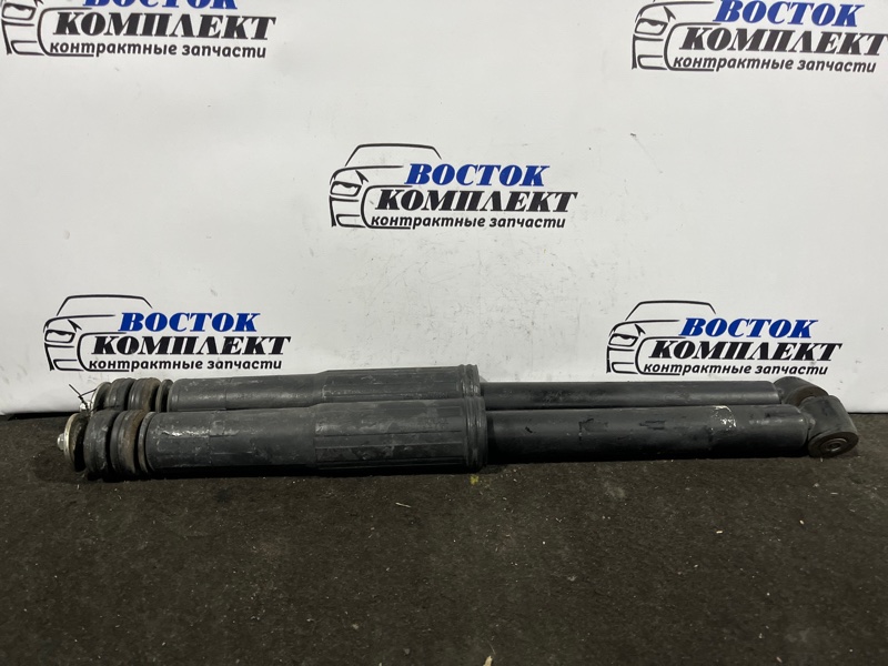 Амортизатор подвески Honda Freed 2009 GB3 L15A зад