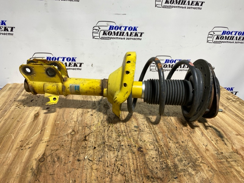 Стойка подвески Subaru Legacy BL5 EJ204 перед лев