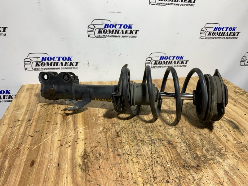 Стойка подвески Nissan Lafesta B30 MR20DE перед прав