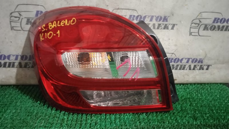 Фонарь стоп-сигнала Suzuki Baleno WB42S K10C лев