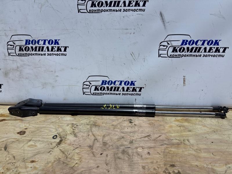 Амортизатор багажника Honda Freed 2009 GB3 L15A