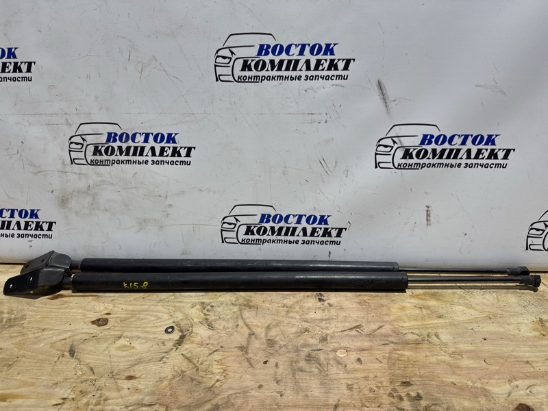 Амортизатор багажника Nissan Serena HFC26 MR20DD